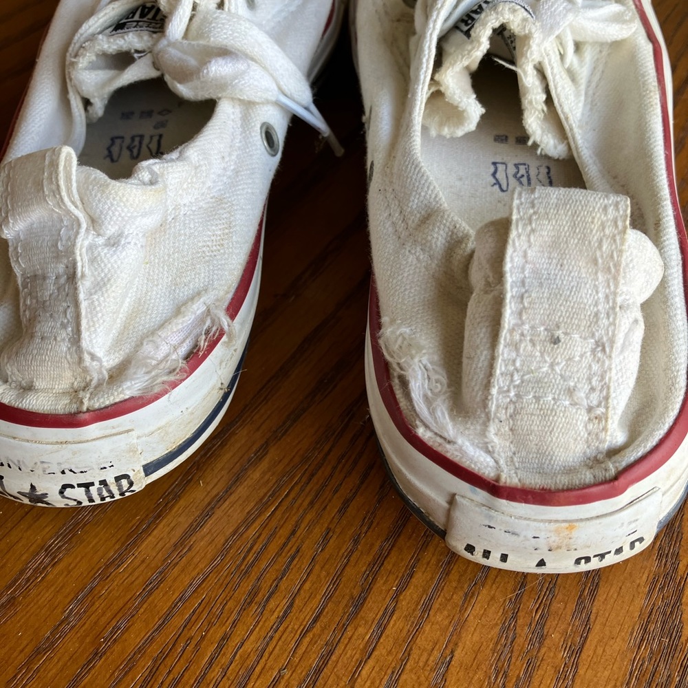 White Converse - Picture 4 of 5